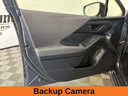 Used 2024 Subaru Crosstrek 2.0i Premium image 8