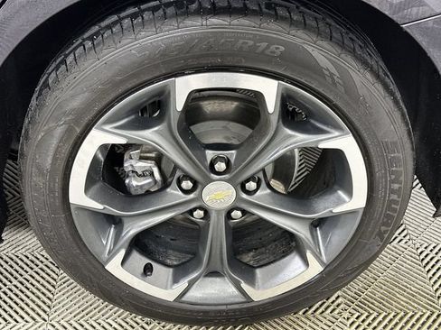 Used 2023 Chevrolet Malibu LT FWD image 34