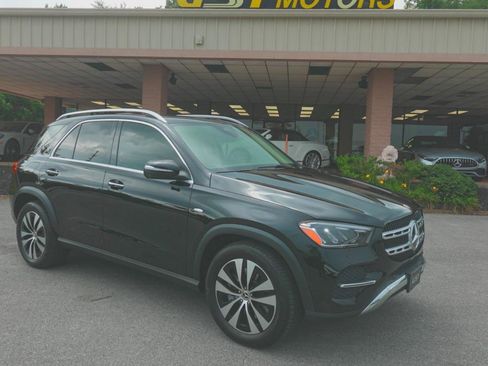 Used 2025 Mercedes-Benz GLE 450e 4MATIC image 26