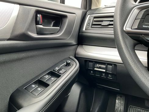 Used 2019 Subaru Outback 2.5i image 23