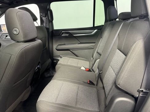 Used 2025 GMC Acadia Elevation image 27