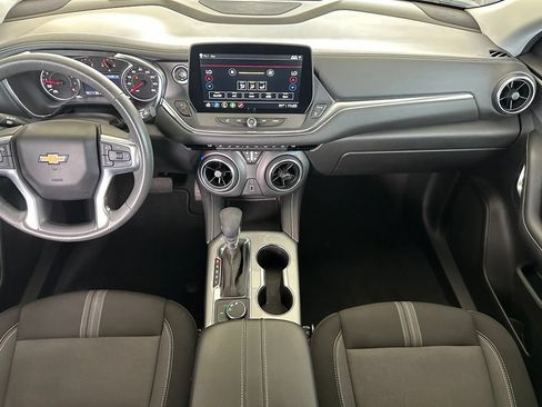 Used 2023 Chevrolet Blazer LT FWD image 17