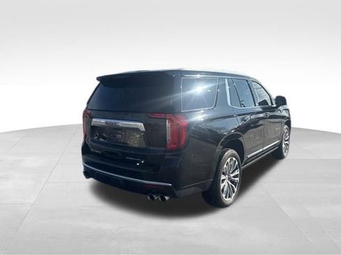 Used 2022 GMC Yukon Denali w/ Denali Premium Package image 4