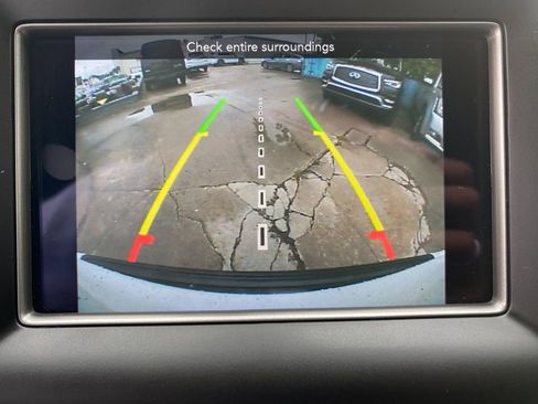 Used 2021 Jeep Grand Cherokee Laredo image 22