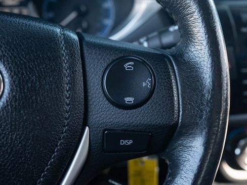 Used 2016 Toyota Corolla S FWD image 35