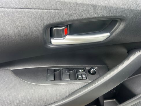 Certified 2026 Toyota Corolla SE w/ SE Premium Package image 11