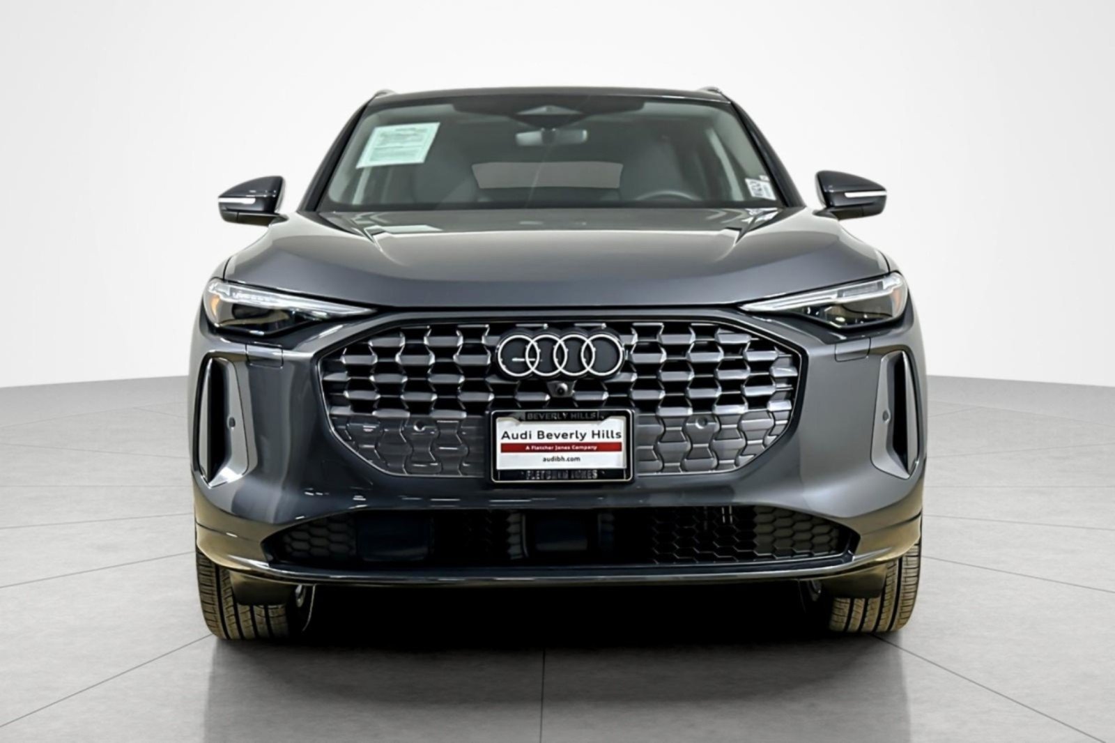Used 2025 Audi Q5 Premium Plus w/ Premium Plus AWD/4WD image 8