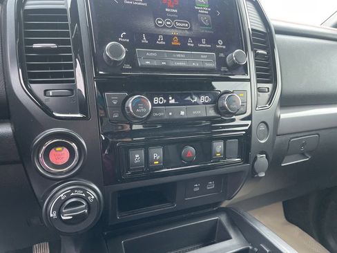 Used 2023 Nissan Titan PRO-4X image 20