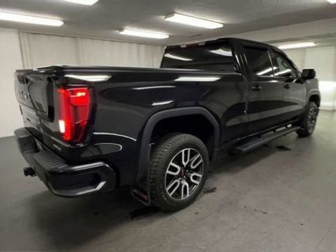 Certified 2022 GMC Sierra 1500 AT4 AWD/4WD image 8