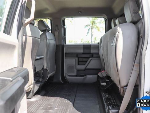 Used 2017 Ford F450 XL w/ Power Equipment Group image 28