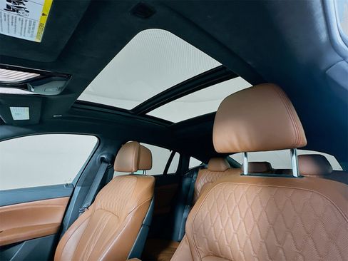 Used 2022 BMW X6 M50i w/ Executive Package image 23