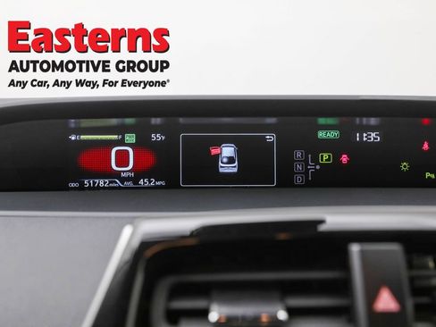 Used 2022 Toyota Prius LE image 17