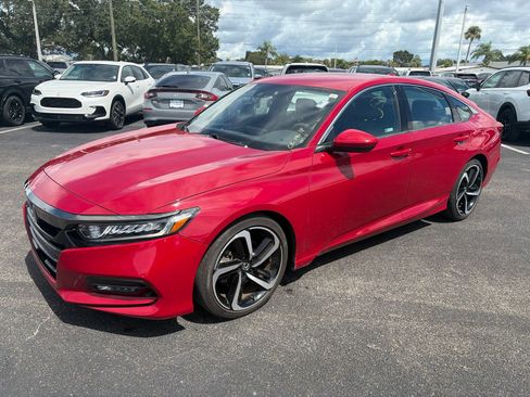 Used 2019 Honda Accord Sport image 3