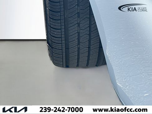 Used 2017 BMW 320i xDrive 320i xDrive image 40