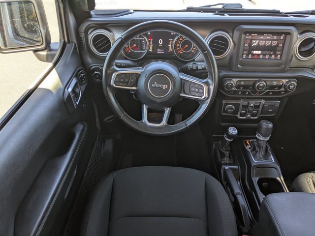 Used 2020 Jeep Wrangler Unlimited Sahara AWD/4WD image 13