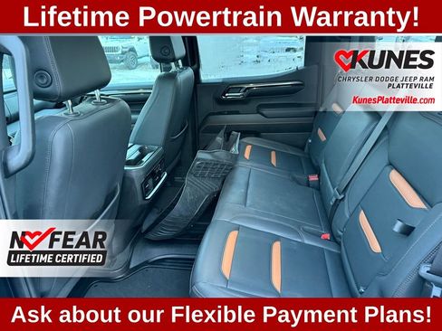 Used 2023 GMC Sierra 1500 AT4 image 30