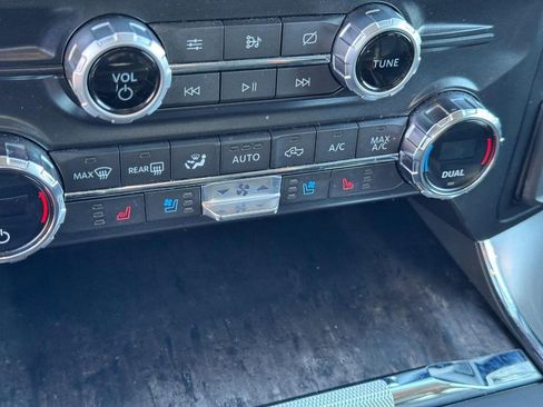 Used 2021 Ford F150 Lariat AWD/4WD image 23