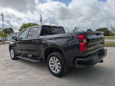 Used 2022 Chevrolet Silverado 1500 Custom image 6