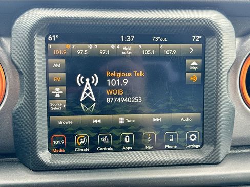 Used 2021 Jeep Gladiator Mojave AWD/4WD image 16