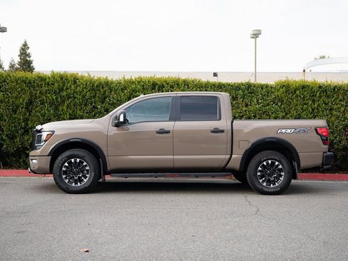 Used 2021 Nissan Titan PRO-4X w/ Pro-4x Convenience Package image 2