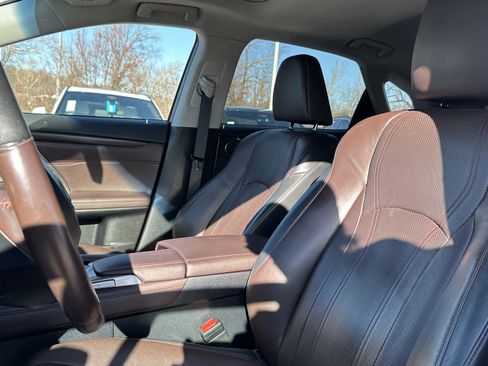 Used 2017 Lexus RX 350 350 Premium AWD w/ Premium Package image 16