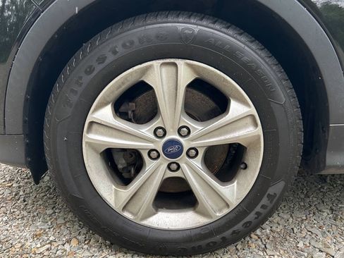 Used 2015 Ford Escape SE AWD/4WD image 15