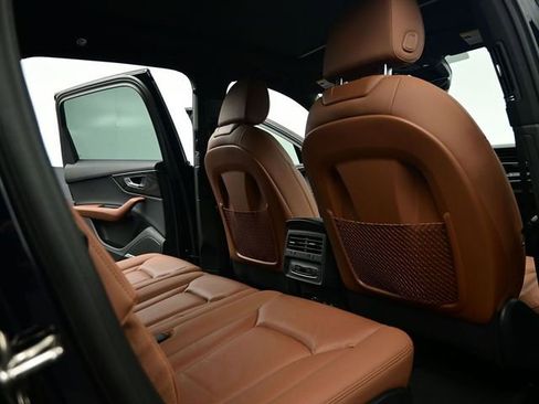 Used 2021 Audi Q7 3.0T Premium Plus image 36