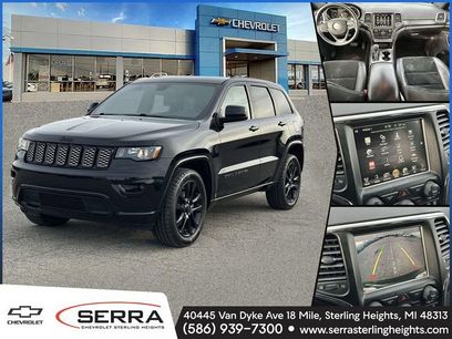 Used 2017 Jeep Grand Cherokee Altitude