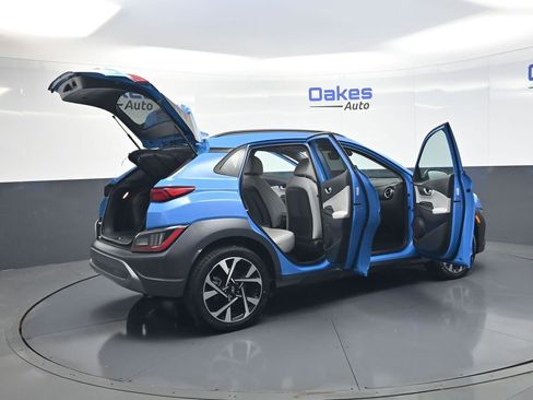 Used 2022 Hyundai Kona Limited AWD/4WD image 56
