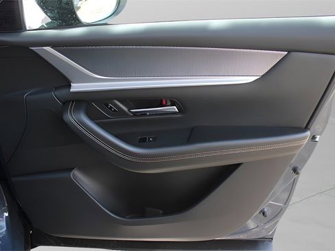 New 2025 MAZDA CX-70 3.3 Turbo w/ Preferred Package image 29