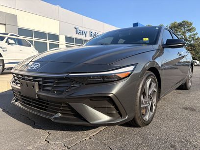 Used 2025 Hyundai Elantra Sport