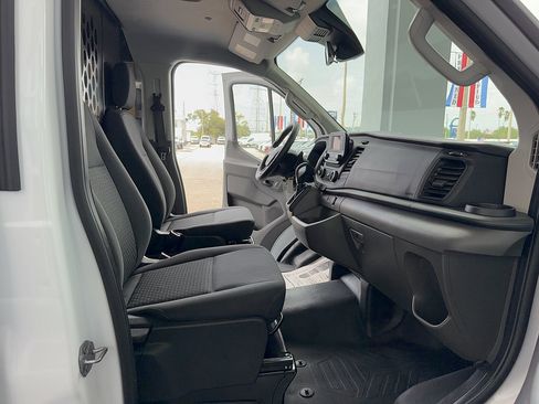 Certified 2025 Ford Transit 250 Low Roof w/ Exterior Upgrade Package RWD image 17