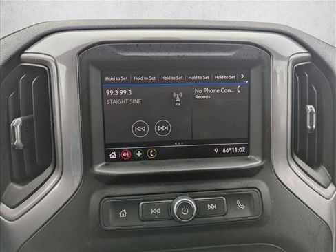 Used 2021 Chevrolet Silverado 1500 Custom image 17