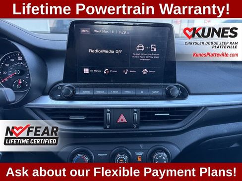 Used 2023 Kia Forte LXS w/ LXS Technology Package FWD image 19