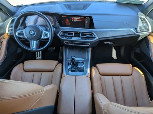 Certified 2022 BMW X5 xDrive40i w/ M Sport Package image 19