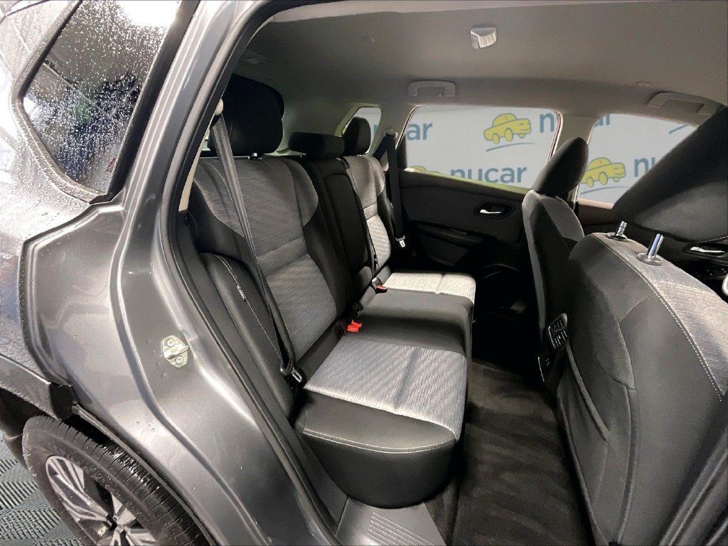 Certified 2023 Nissan Rogue SV AWD/4WD image 16