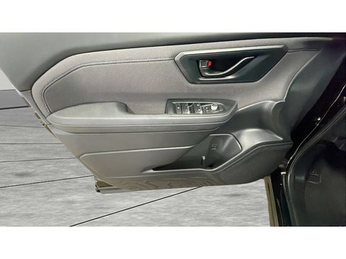 Used 2025 Subaru Forester Premium AWD/4WD image 10