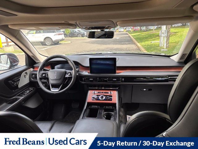 Used 2024 Lincoln Aviator Reserve w/ Equipment Group 201A AWD/4WD image 23