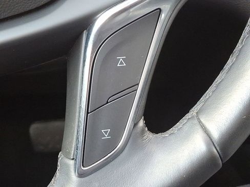 Used 2019 Cadillac XT5 Luxury image 25