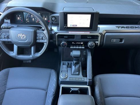 New 2025 Toyota Tacoma SR5 image 4