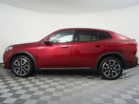 Certified 2025 BMW X2 xDrive28i image 6