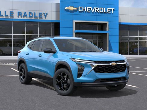 New 2026 Chevrolet Trax LT image 7