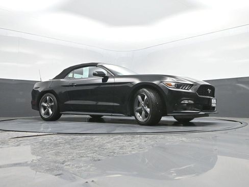 Used 2017 Ford Mustang Convertible w/ Equipment Group 051A image 28