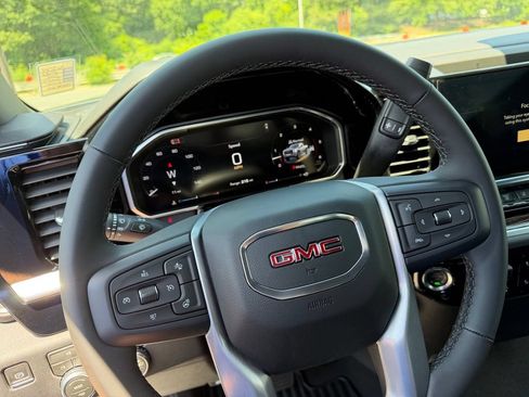 New 2026 GMC Sierra 3500 SLE w/ SLE Value Package AWD/4WD image 16