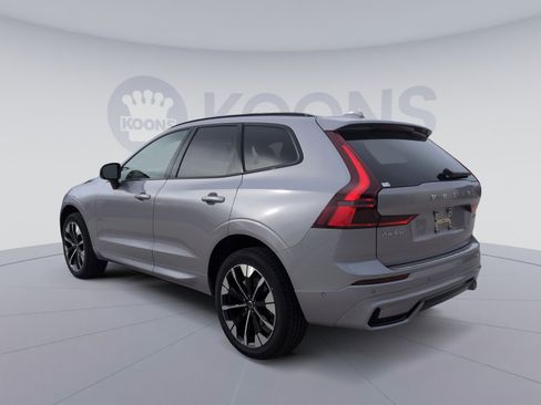 New 2026 Volvo XC60 B5 Plus w/ Protection Package Premier image 4