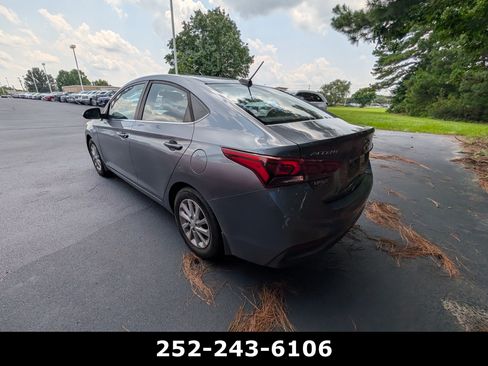 Used 2019 Hyundai Accent SEL FWD image 6