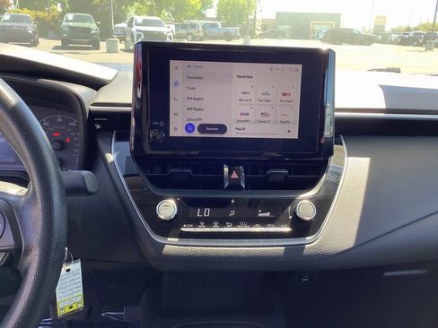 Used 2023 Toyota Corolla LE image 17