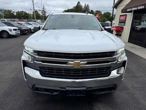 Used 2021 Chevrolet Silverado 1500 LT w/ Bed Protection Package AWD/4WD image 8