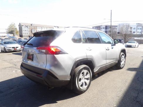 Used 2021 Toyota RAV4 LE w/ Carpet Mat Package (TMS) image 5