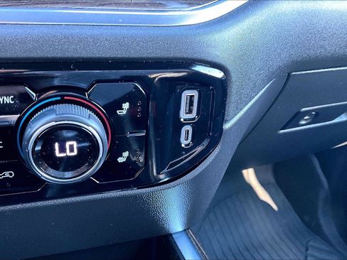 Used 2024 Chevrolet Silverado 1500 LT Trail Boss w/ Convenience Package II image 32